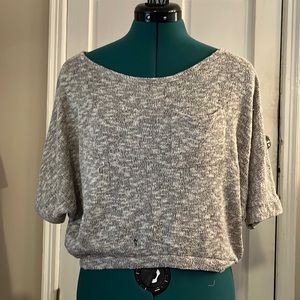 Delia’s knitted crop casual top